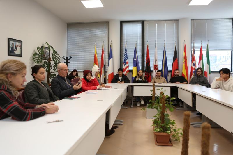 Trajnim - “Edukimin mbi Median dhe Informacionin me Mësuesit e Ardhshëm”