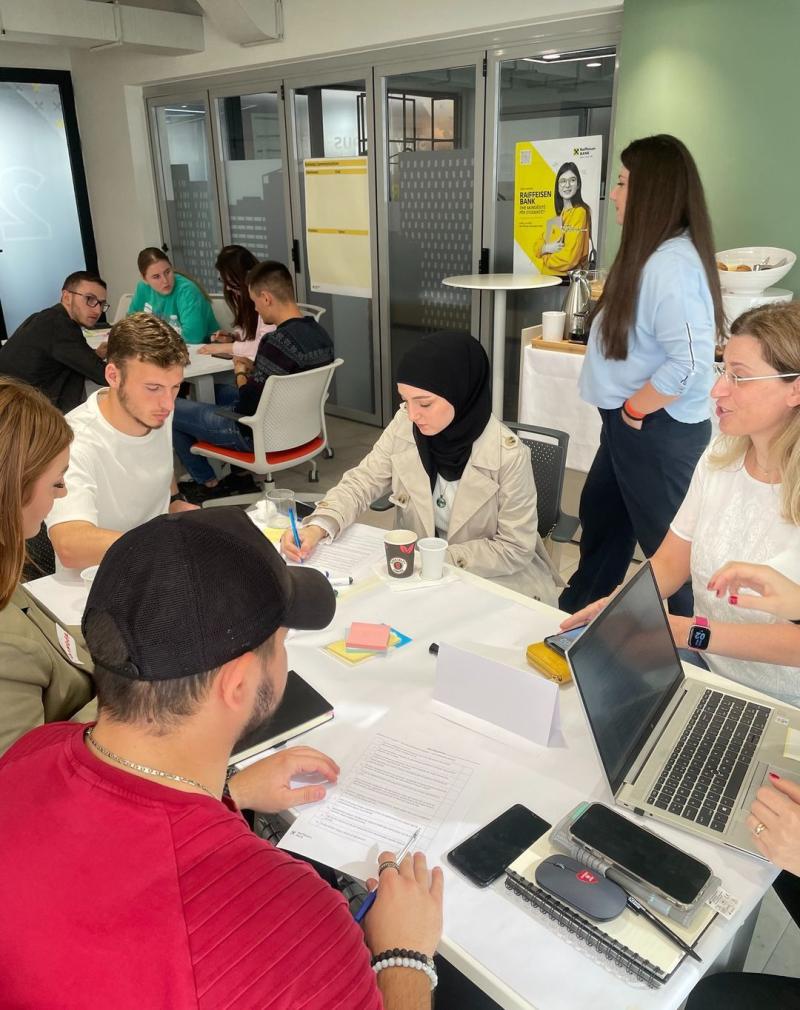 Përdorimi i teknologjisë në sistemet bankare