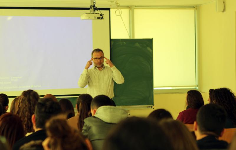 Foto Piotr Ufnal: Stereotipizimi është veti e shoqërive të mbyllura