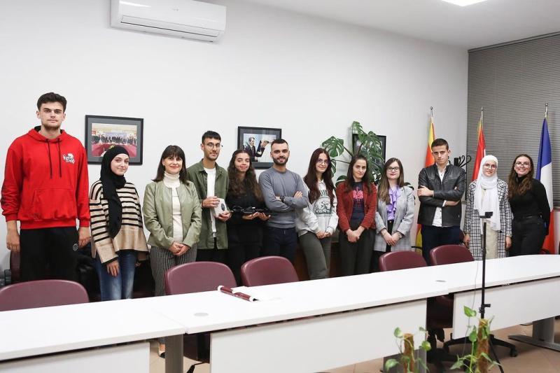 Foto The awarding ceremony for the winners of two competitions