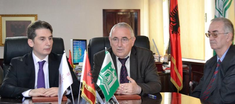 Foto Collaboration with local government, signing an agreement with the Municipality of Elbasan