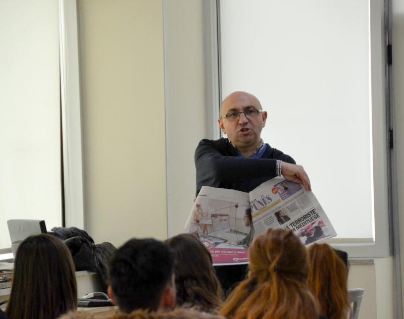 Foto Training about the skills of effective and attractive reporting methods on the labour market