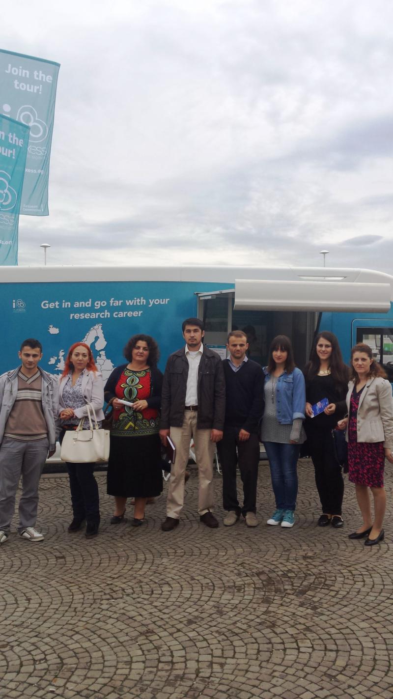 Foto EURAXESS Bus Roadshow 2015
